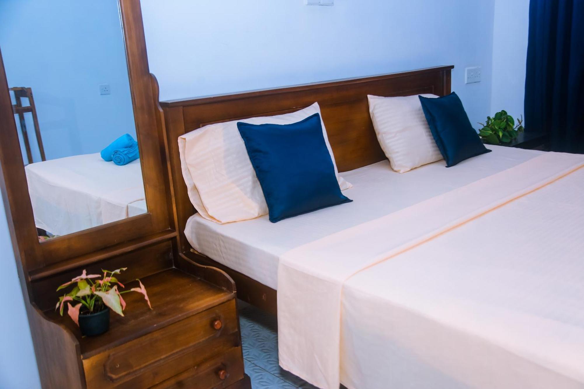 Hotel Mirissa Turtle Point Guest Extérieur photo